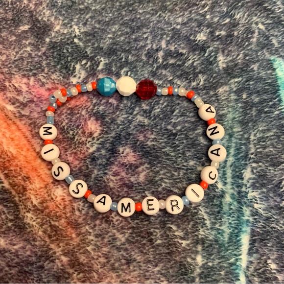 💜 13 Taylor Swift Eras Tour Friendship Bracelets - Custom Eras Tour Bracelet - Picture 4 of 14